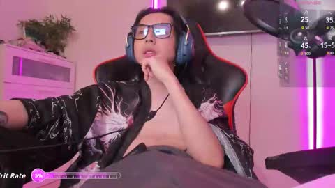 Snapshot of your_little_twink chatting on November 7, 5:51 am Han online show from November 7, 5:51 am