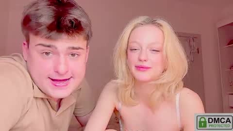 your_molly_mark online show from May 15, 11:34 pm