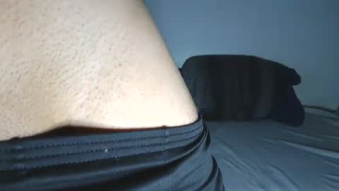 Snapshot of your_mr_devil chatting on December 19, 1:18 pm Devil online show from December 19, 1:18 pm