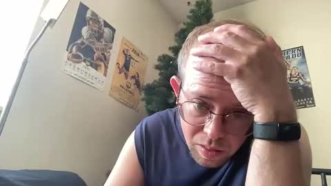 your_naked_friend online show from April 24, 4:20 pm