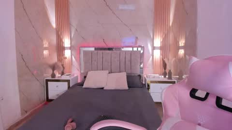 Salome online show from March 28, 7:02 pm