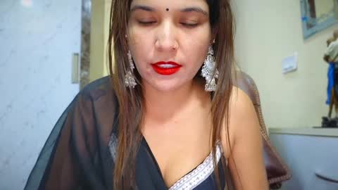 Snapshot of your_priya_77 chatting on December 12, 8:36 am sonam online show from December 12, 8:36 am