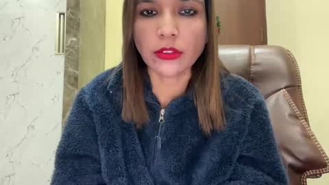 Snapshot of your_priya_77 chatting on January 9, 5:22 pm sonam online show from January 9, 5:22 pm