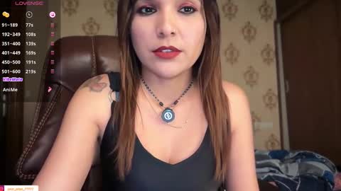 Snapshot of your_priya_77 chatting on October 15, 6:30 pm sonam online show from October 15, 6:30 pm