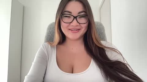 your_secret2000 online show from July 31, 2:05 pm