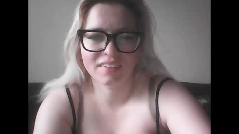 Snapshot of your_sinful_soul chatting on May 31, 12:01 pm Roxy online show from May 31, 12:01 pm
