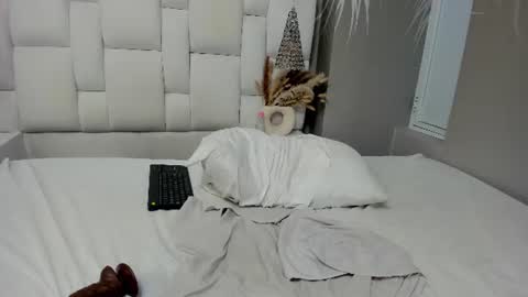 Snapshot of your_sissytrans chatting on June 20, 11:13 am NATASHA online show from June 20, 11:13 am