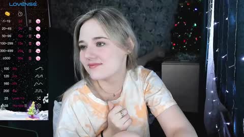 Molly online show from December 24, 4:44 am