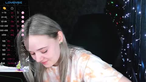 Molly online show from December 24, 10:55 am