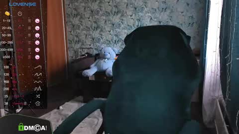 Molly online show from February 20, 6:39 am