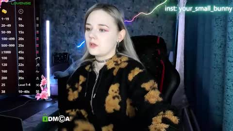 Molly online show from March 2, 2:03 am