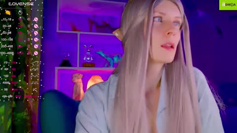 your_spring online show from November 24, 1:05 am