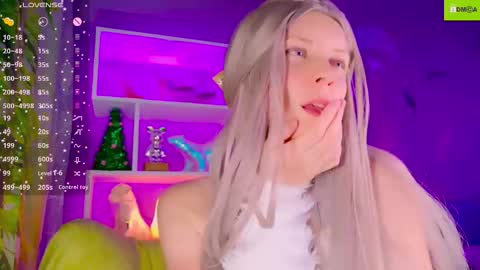 your_spring online show from December 19, 6:09 am