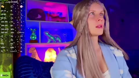 your_spring online show from April 26, 12:47 pm