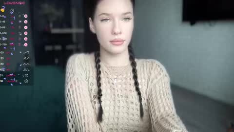 Snapshot of your_sweet_angel_ chatting on February 11, 10:48 am Mia online show from February 11, 10:48 am