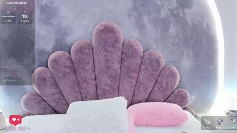 Zoe  online show from March 15, 4:29 am