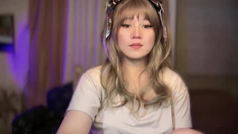 Snapshot of your_sweetmaria chatting on November 10, 4:55 am Maria online show from November 10, 4:55 am