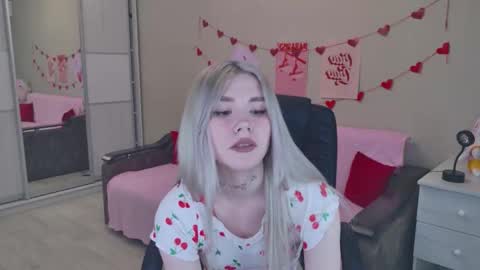 Alice online show from December 21, 11:17 am