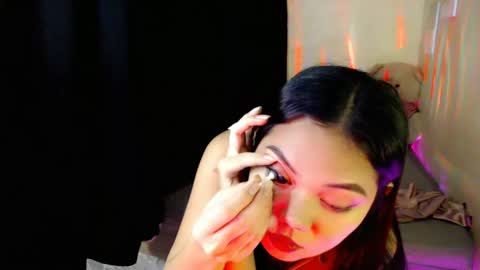 Snapshot of yourangelictransgirl chatting on December 14, 6:02 am Hi its me Yna online show from December 14, 6:02 am
