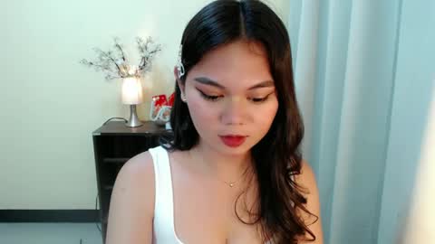 Snapshot of yourangelictransgirl chatting on January 26, 3:47 pm Hi its me Yna online show from January 26, 3:47 pm