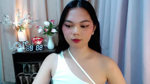 Snapshot of yourangelictransgirl chatting on September 21, 1:02 pm Hi its me Yna online show from September 21, 1:02 pm