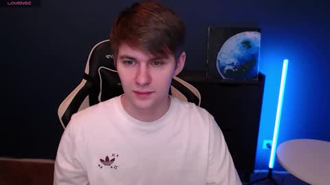 Snapshot of yourbilly chatting on February 6, 1:10 am Billy online show from February 6, 1:10 am