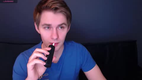 Snapshot of yourbilly chatting on March 4, 12:16 am Billy online show from March 4, 12:16 am