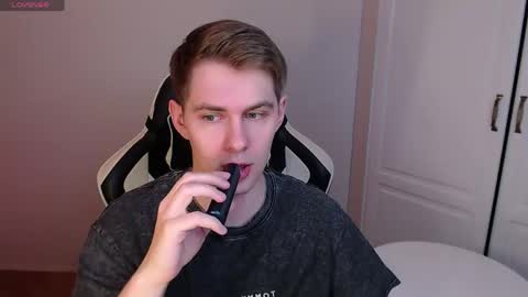 Billy online show from April 6, 1:03 am