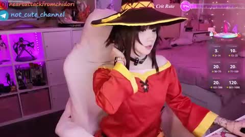 Snapshot of yourcutewaifu chatting on August 2, 7:18 am Lina Fansly online show from August 2, 7:18 am