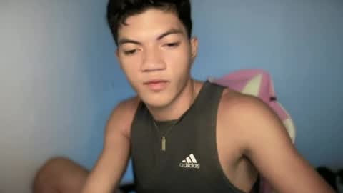 Snapshot of yourdreamboy_nash chatting on July 17, 5:51 pm NASH online show from July 17, 5:51 pm