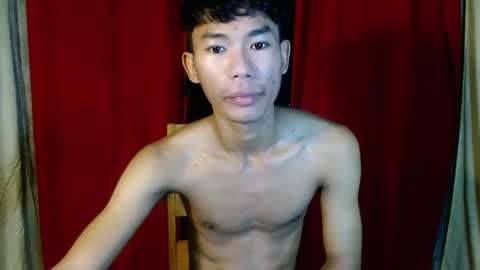 Snapshot of yourdreamboyx chatting on December 3, 2:05 pm Rence online show from December 3, 2:05 pm