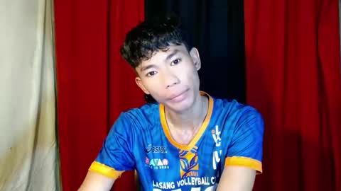 Snapshot of yourdreamboyx chatting on December 26, 8:07 am Rence online show from December 26, 8:07 am