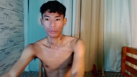 Snapshot of yourdreamboyx chatting on December 30, 5:13 pm Rence online show from December 30, 5:13 pm