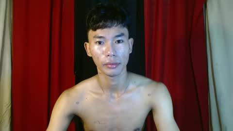 Snapshot of yourdreamboyx chatting on January 20, 2:22 am Rence online show from January 20, 2:22 am