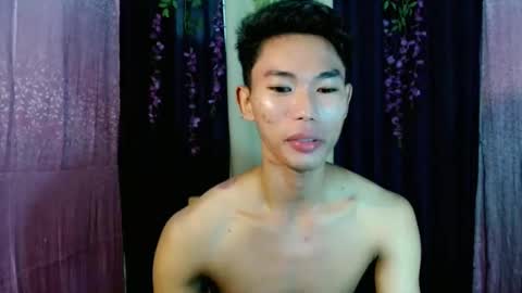 Snapshot of yourdreamboyx chatting on February 27, 1:05 am Rence online show from February 27, 1:05 am