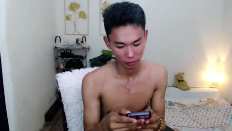 Snapshot of yourdreamboyx chatting on September 22, 10:12 pm Rence online show from September 22, 10:12 pm