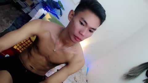 Snapshot of yourdreamboyx chatting on September 23, 2:09 pm Rence online show from September 23, 2:09 pm