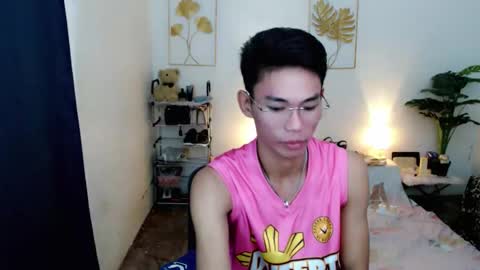 Snapshot of yourdreamboyx chatting on October 27, 4:49 am Rence online show from October 27, 4:49 am