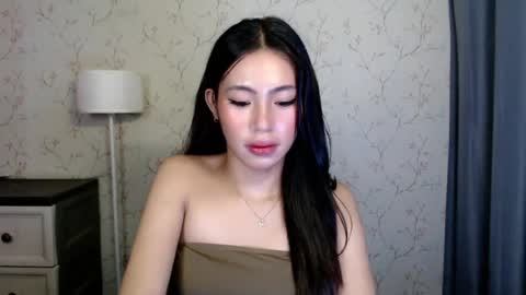 Snapshot of yourdreamgirlgwen chatting on July 10, 6:32 pm GWENI online show from July 10, 6:32 pm