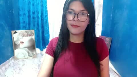 Snapshot of youre_sweet_ninya chatting on August 5, 11:39 pm youre_sweet_ninya online show from August 5, 11:39 pm