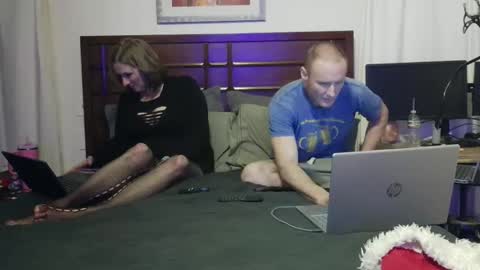 Snapshot of yourex6938 chatting on December 22, 3:03 am yourex6938 online show from December 22, 3:03 am