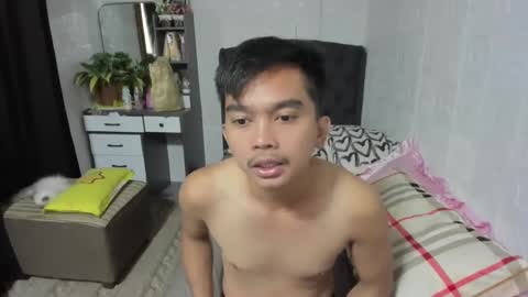 Snapshot of yourfantasyboyjr chatting on March 1, 5:09 am i am your dream boy JR online show from March 1, 5:09 am