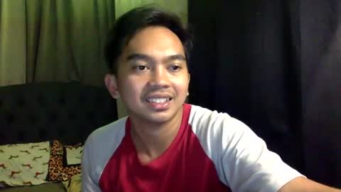 Snapshot of yourfantasyboyjr chatting on July 8, 5:06 pm i am your dream boy JR online show from July 8, 5:06 pm