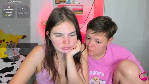 Tina and Kate online show from July 4, 8:04 pm