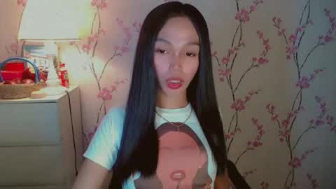 RICCIE MAE online show from September 18, 2:35 am