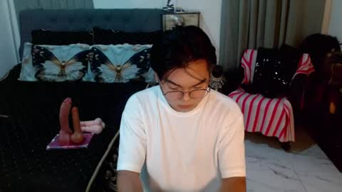 Snapshot of yourfemboitinydick chatting on July 7, 6:12 pm Fem boi Nards online show from July 7, 6:12 pm
