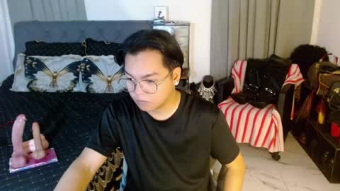 Snapshot of yourfemboitinydick chatting on July 8, 8:41 am Fem boi Nards online show from July 8, 8:41 am