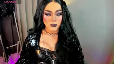  not into STINGY and CHEAP people online show from September 17, 8:10 pm