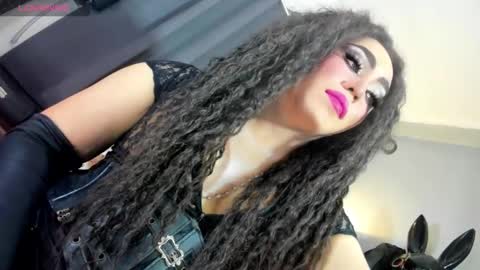  not into STINGY and CHEAP people online show from October 20, 10:10 pm