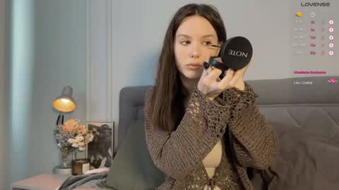 Aida online show from December 9, 7:06 am